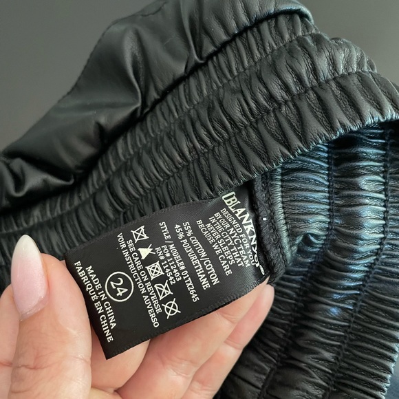 NWOT Blank NYC Faux Leather Joggers - Picture 4 of 6